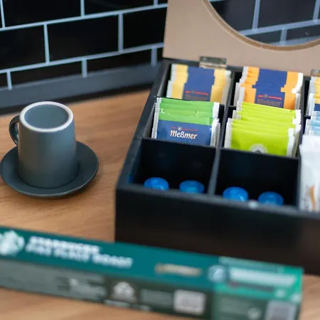 Mola Apartments-geraeumiges In Bis 6 Personen, Xxl Couch, Parkplatz Und Wlan